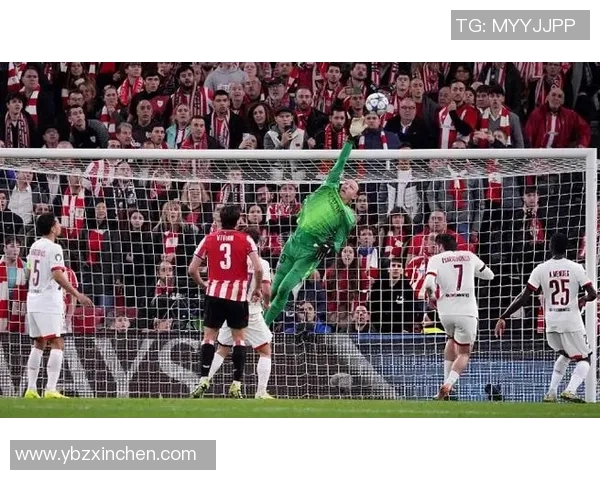 足总杯激战巴黎圣日耳曼与曼联平局红牌事件引发全场热议与转会传闻