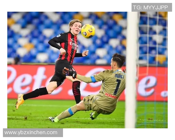 意甲激战:那不勒斯3-0击败AC米兰红牌事件引发全场热议与战术分析 意甲激战:那不勒斯3-0击败AC米兰红牌事件引发全场热议与战术分析