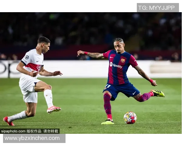 足总杯精彩对决AC米兰强势击败巴黎圣日耳曼晋级四强