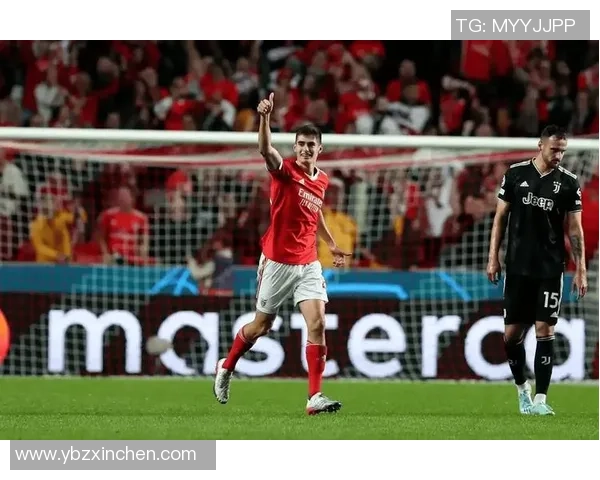 德甲激战尤文图斯险胜本菲卡红牌事件引发全场热议与争议