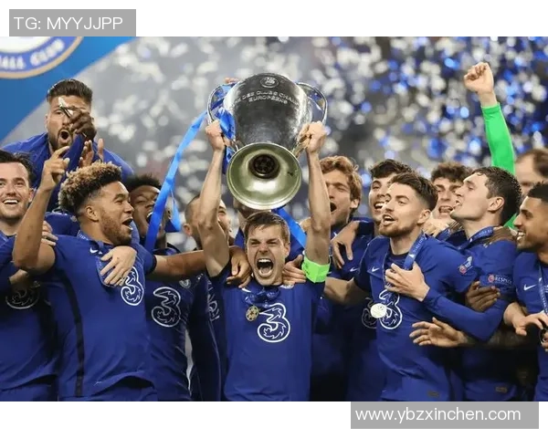 足总杯激战：那不勒斯与切尔西战成平局精彩瞬间引发全场热烈反响